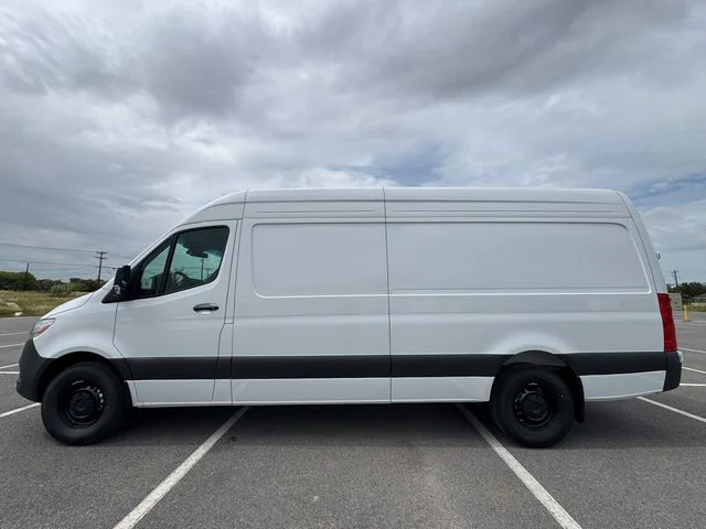 New 2026 White Mercedes-Benz Cargo 170 WB image 15