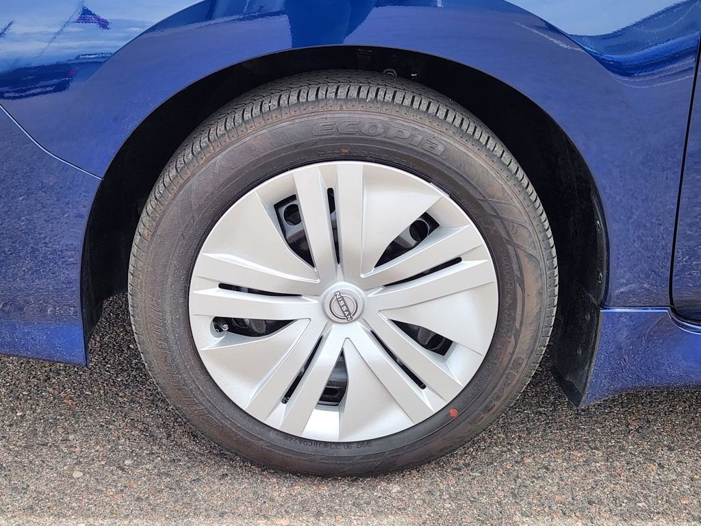 Certified Used 2025 Blue Nissan S image 9