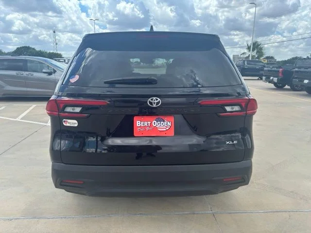 Used 2026 Black Toyota XLE image 5