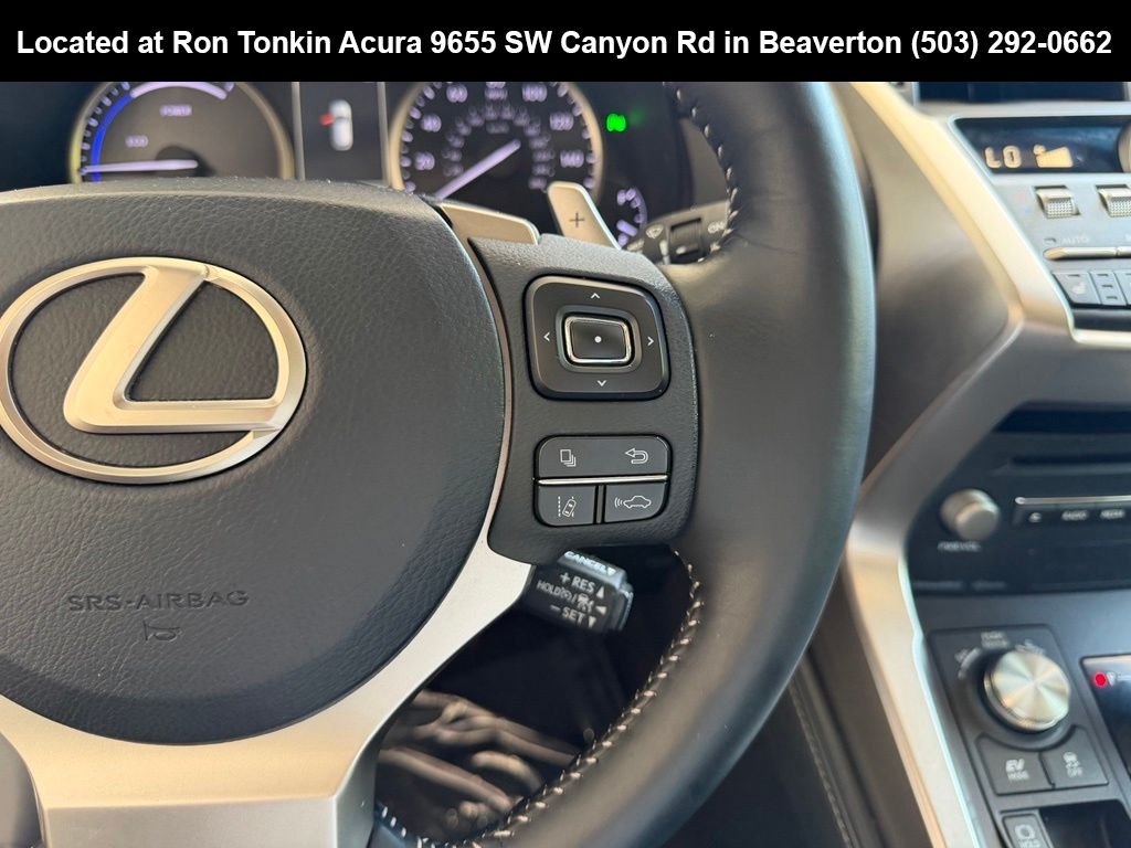 Used 2019 Atomic Silver Lexus 300h image 17