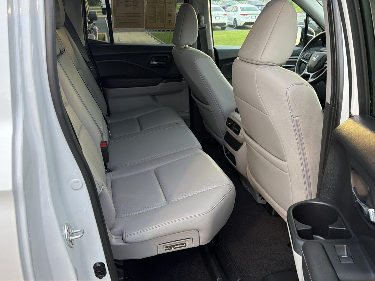 Used 2024 Platinum White Pearl Honda RTL image 12