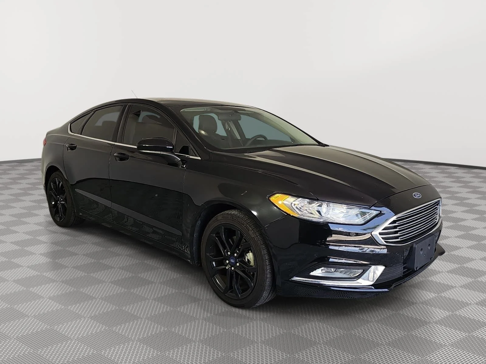 Used 2018 Ford Fusion SE with VIN 3FA6P0HD7JR283856 for sale in Palmetto Bay, FL
