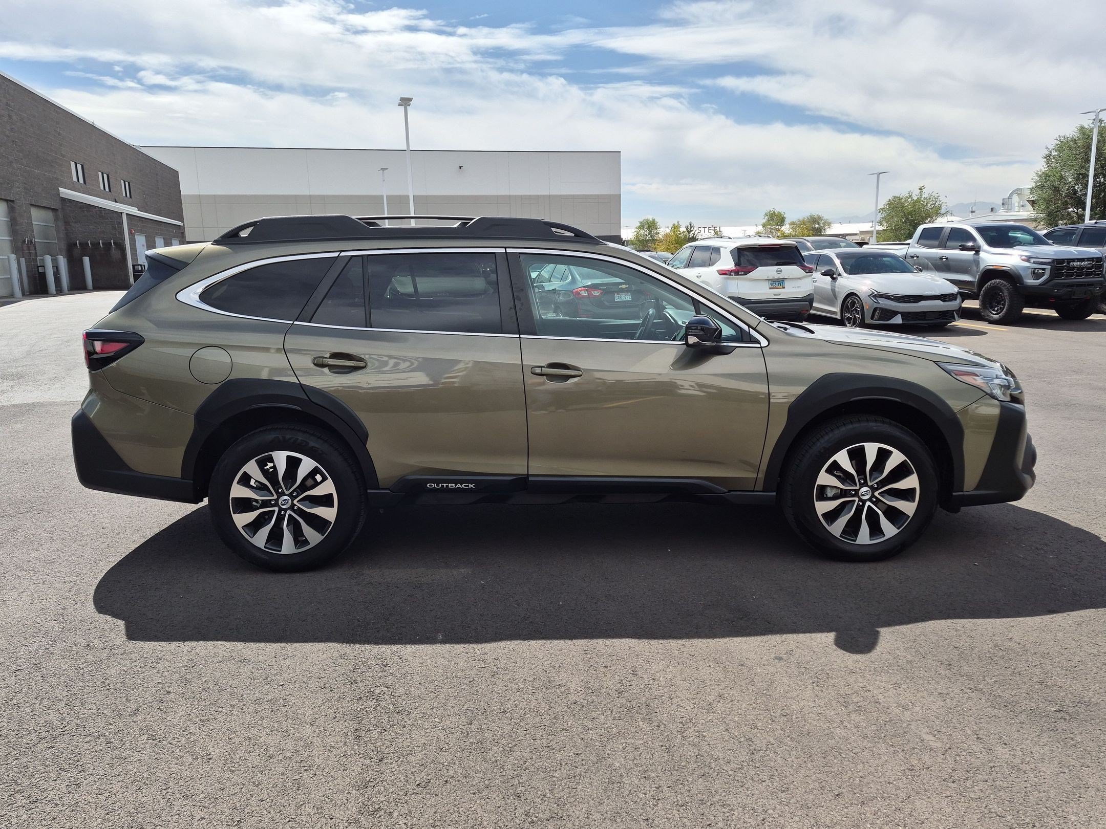 Used 2024 Autumn Green Metallic Subaru Limited image 7