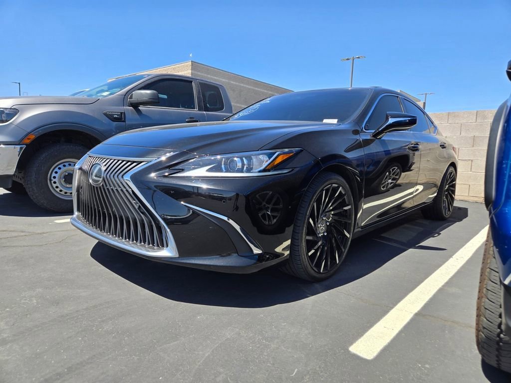 Used 2019 Obsidian Lexus ES 350 image 2