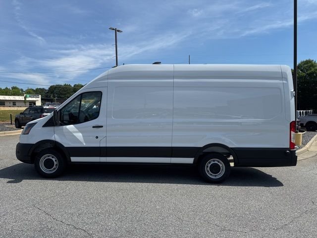 New 2026 Oxford White Ford Base image 7