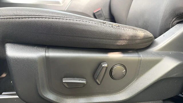 Used 2019  Ford  image 14