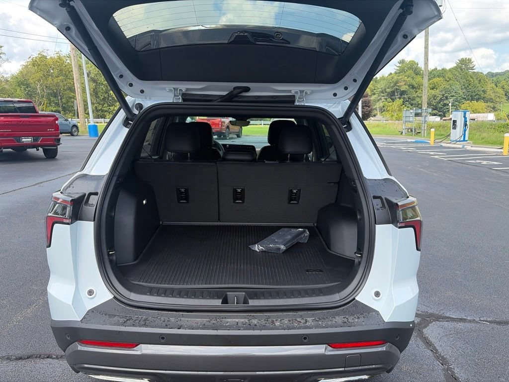 2027 Chevrolet Equinox ACTIV - Photo 32