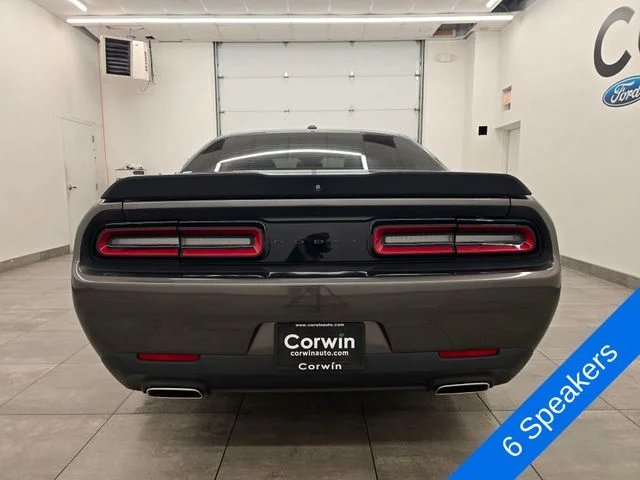 Used 2021 Granite Crystal Clearcoat Metallic Dodge SXT image 4