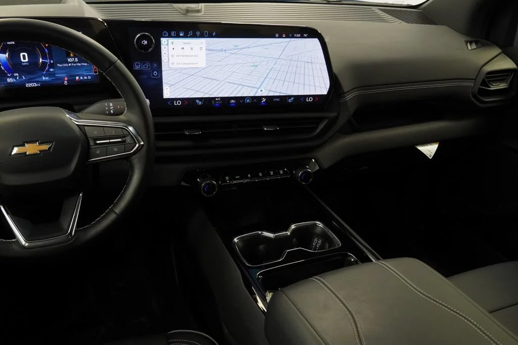 New 2026 Riptide Blue Metallic Chevrolet LT - Extended Range image 13