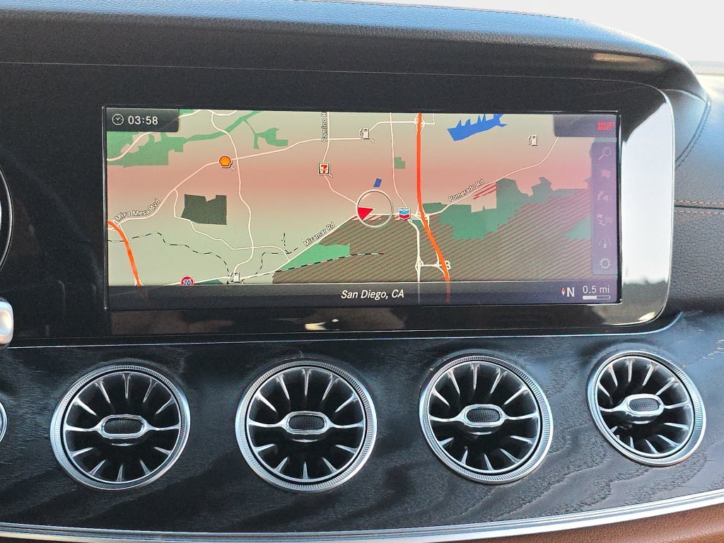 Used 2018  Mercedes-Benz E 400 image 28