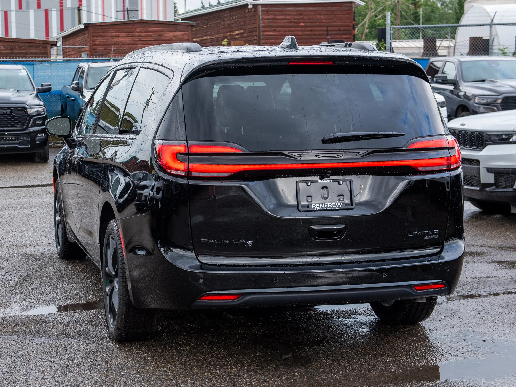 New 2027 Black Chrysler Limited* AWD image 3