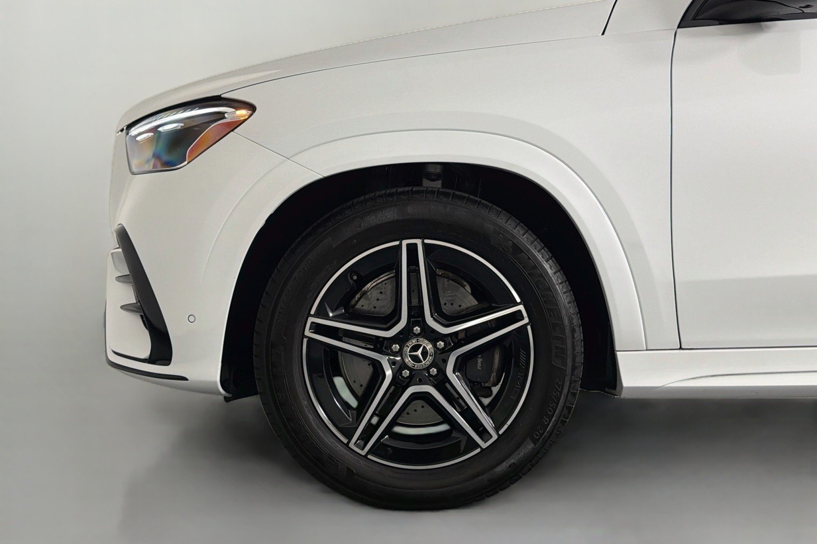 Certified Used 2025 MANUFAKTUR Moonlight White Metallic Mercedes-Benz 450 image 10