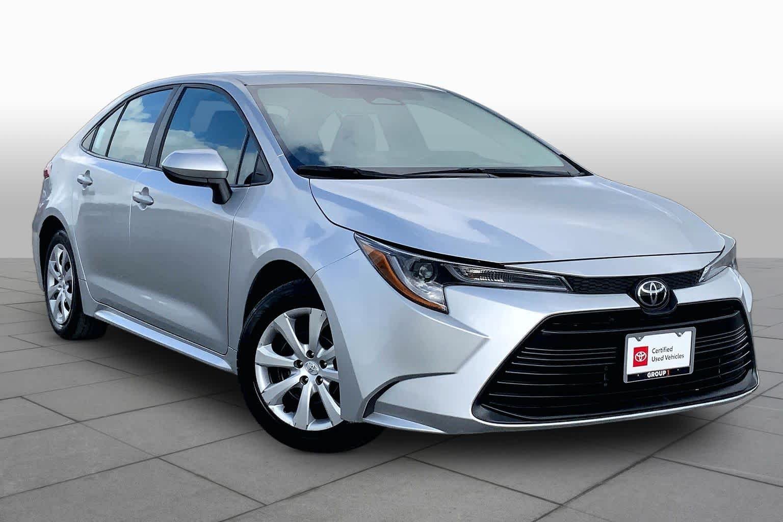 Used 2024 Classic Silver Metallic Toyota LE image 3