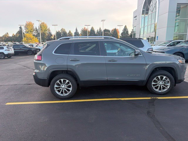 Used 2021 Gray Jeep Latitude Lux image 7