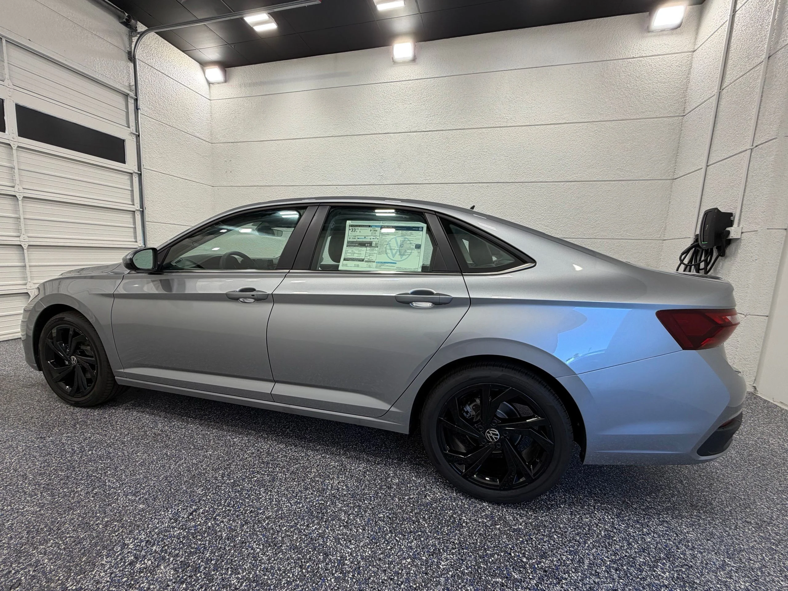 New 2026 Silver Volkswagen 1.5T SE image 3