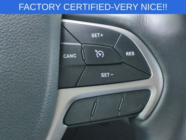 Used 2021 Silver Jeep Laredo E image 20
