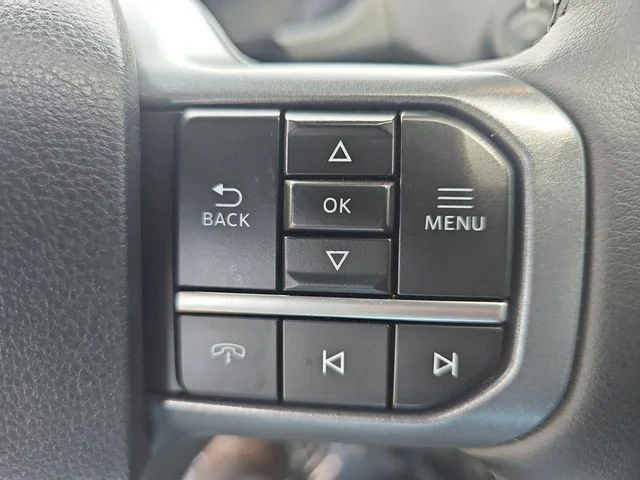 Used 2025 Silver Ford Lariat image 18