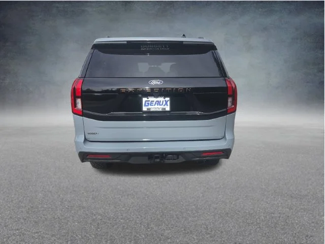 New 2027 Glacier Gray Metallic Tri-Coat Ford Tremor® image 44