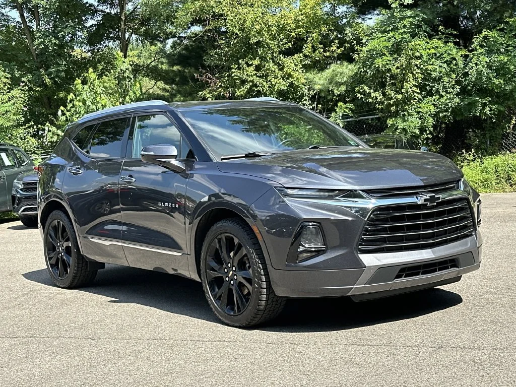 Used 2022 Gray Chevrolet Premier image 32