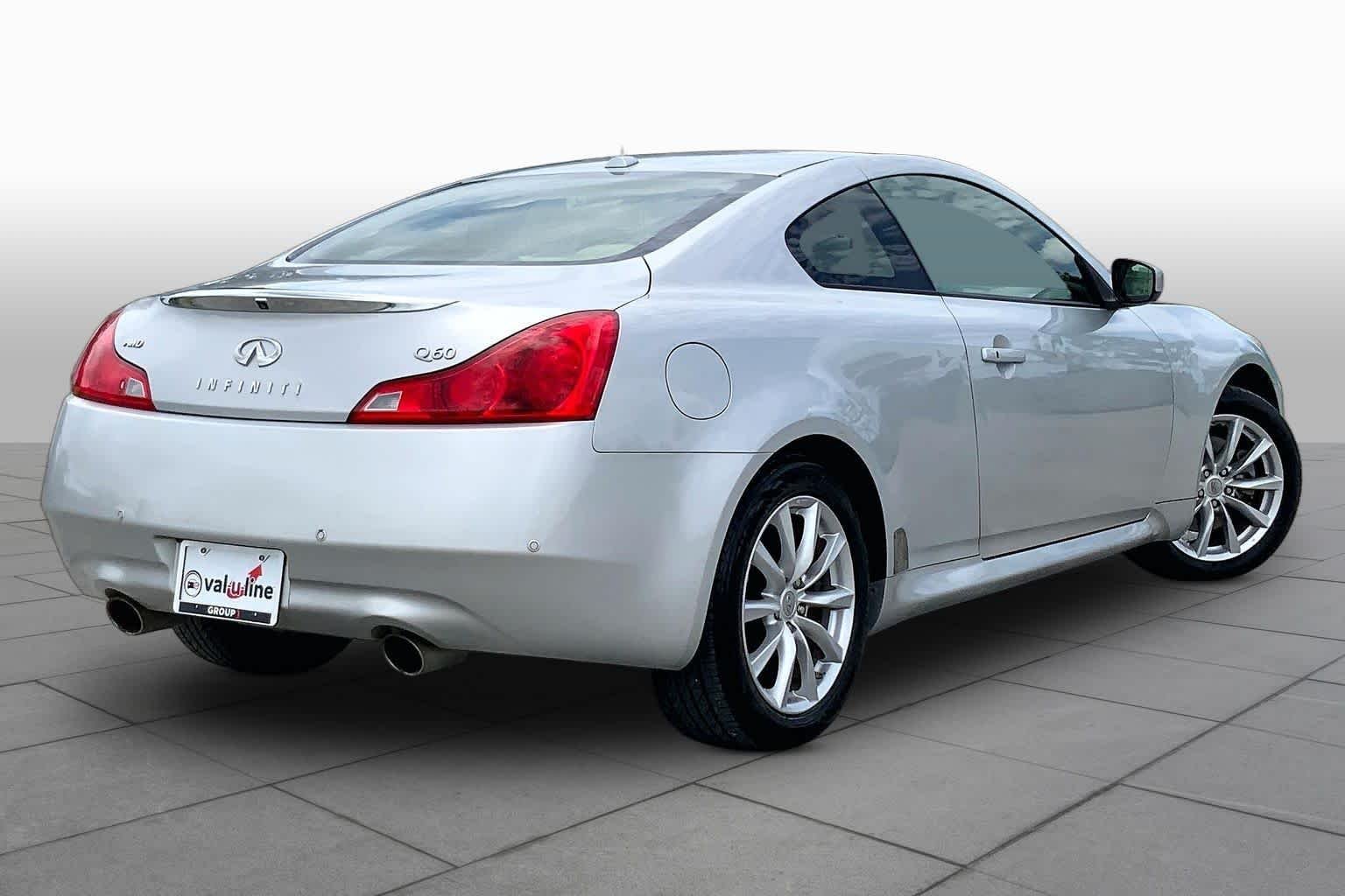 Used 2014 Liquid Platinum INFINITI  image 13