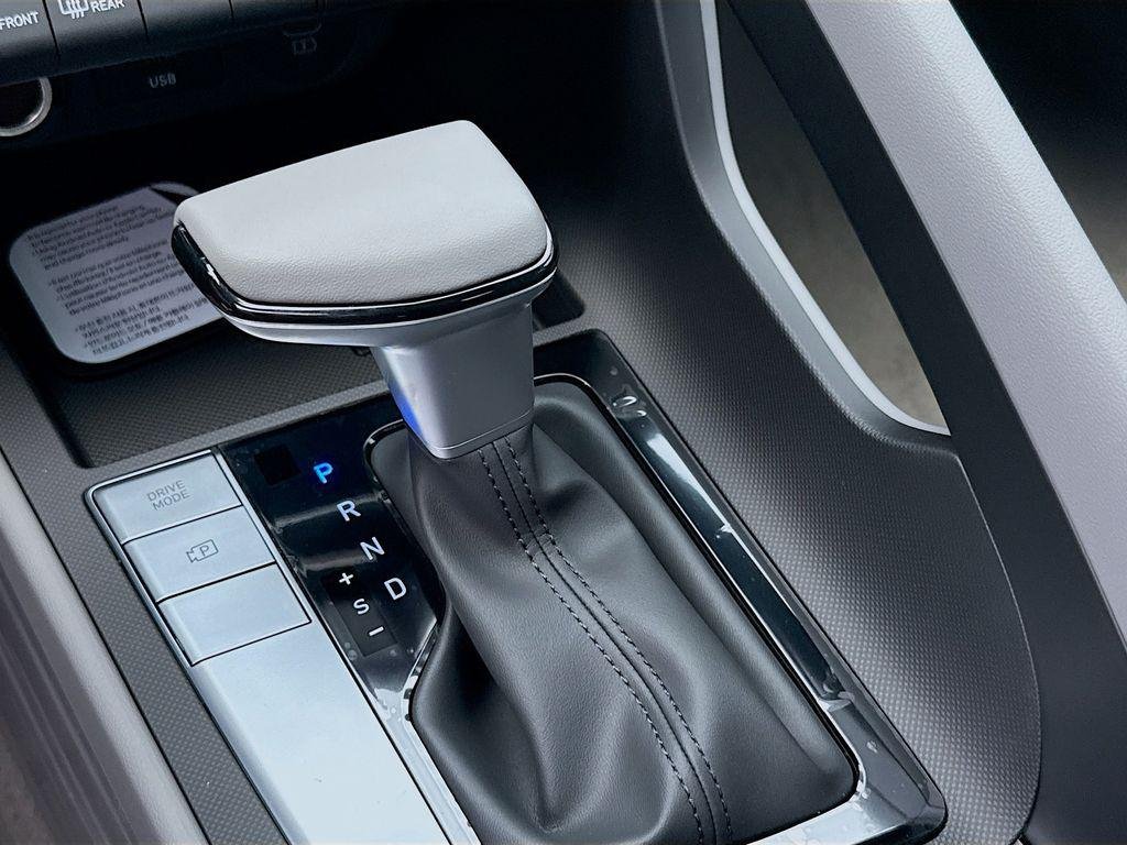 New 2026 Amazon Gray Hyundai SEL Sport image 13