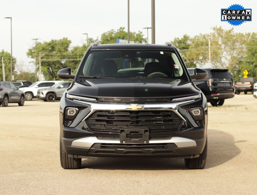 Used 2025 Mosaic Black Metallic Chevrolet LT image 2