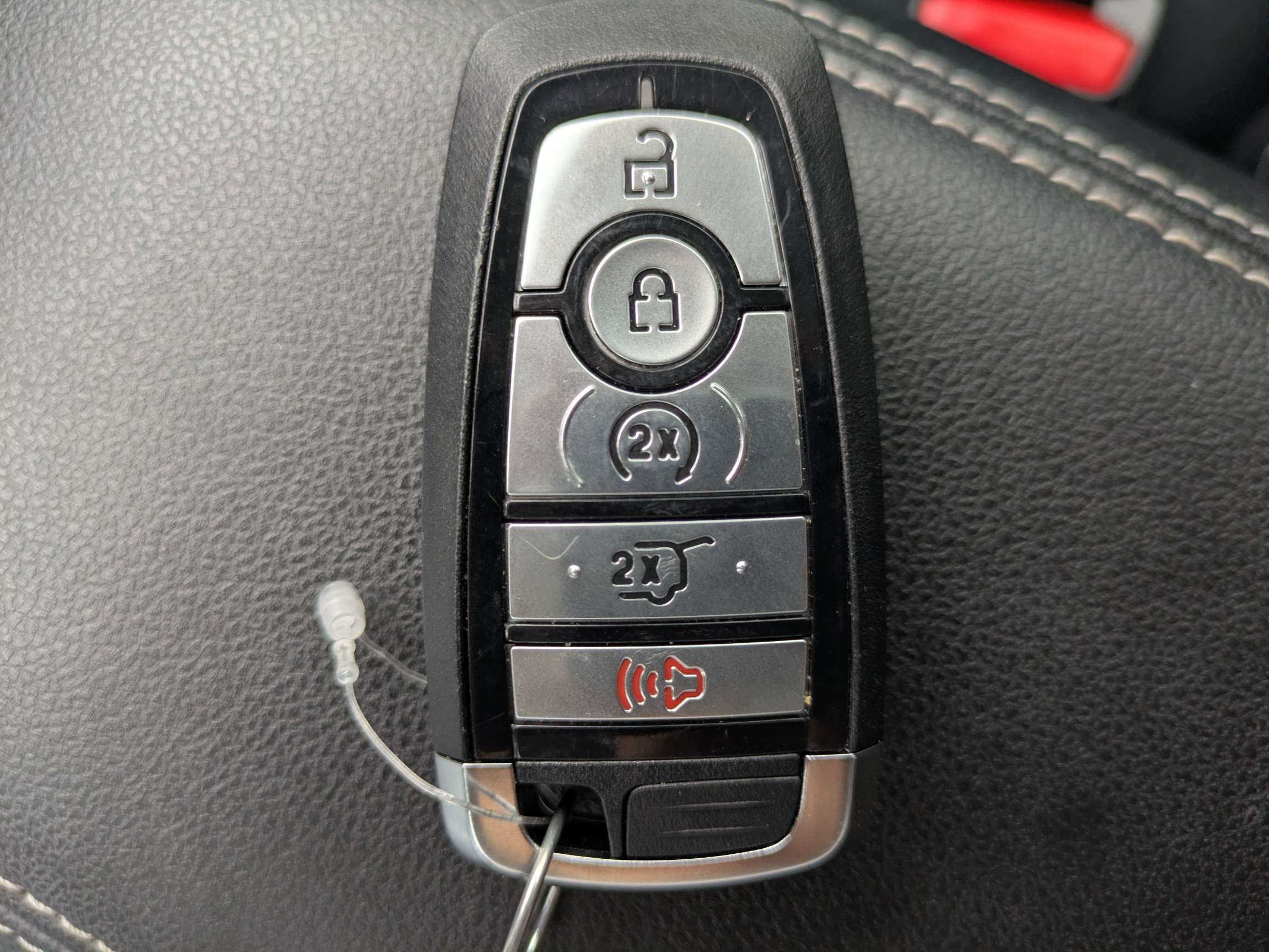 Used 2023 Iconic Silver Metallic Ford Platinum image 38