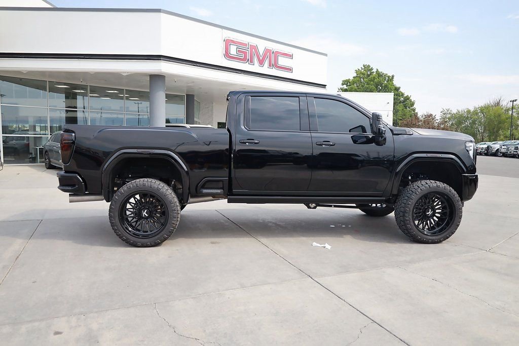 2025 GMC Sierra 3500HD AT4 - Photo 7