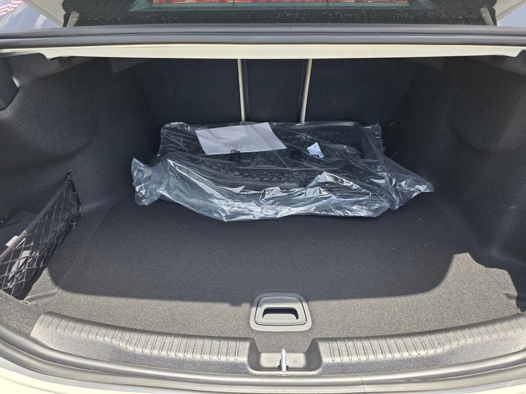 New 2026 Polar White Mercedes-Benz C 300 image 31