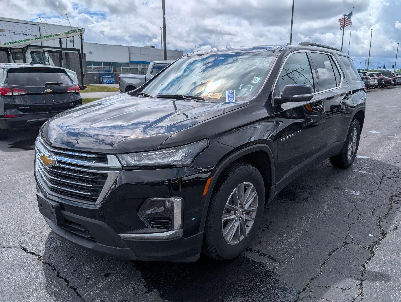 Used 2023 Mosaic Black Metallic Chevrolet LT Cloth image 4