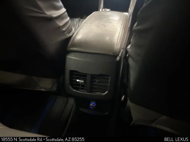 Used 2020 Blue Ford SE image 14
