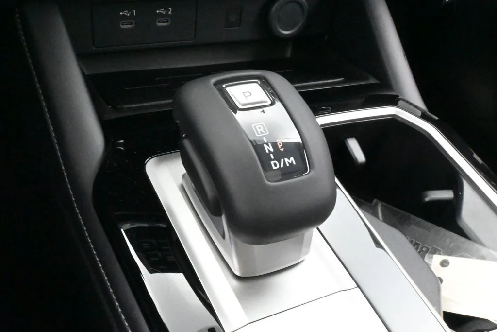 New 2026 Silver Metallic Mitsubishi SE 1.5T 2WD image 22
