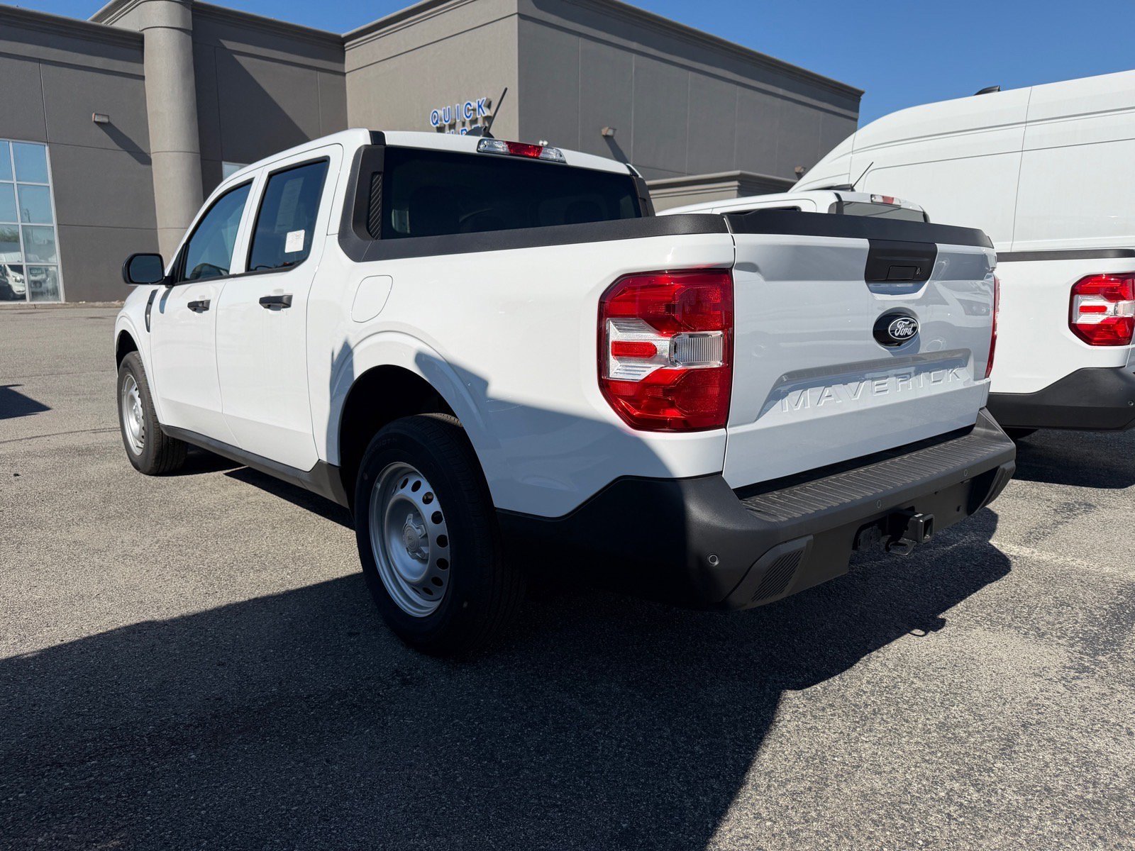 New 2026 Oxford White Ford XL image 5