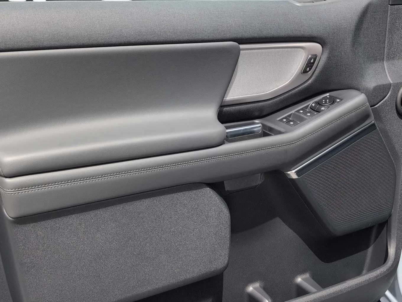 New 2027 Glacier Gray Metallic Tri-Coat Ford Active image 10