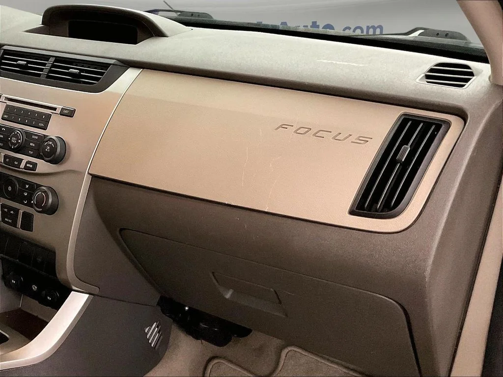 Used 2008 Black Ford S image 21