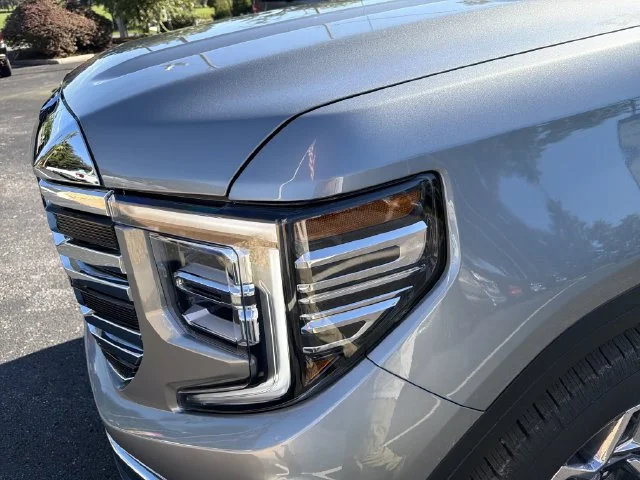 New 2026 Sterling Metallic GMC SLT image 9