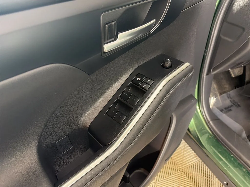 Used 2023  Toyota XLE image 11