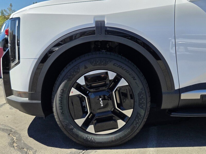 New 2027 Glacial White Pearl Kia EX image 5