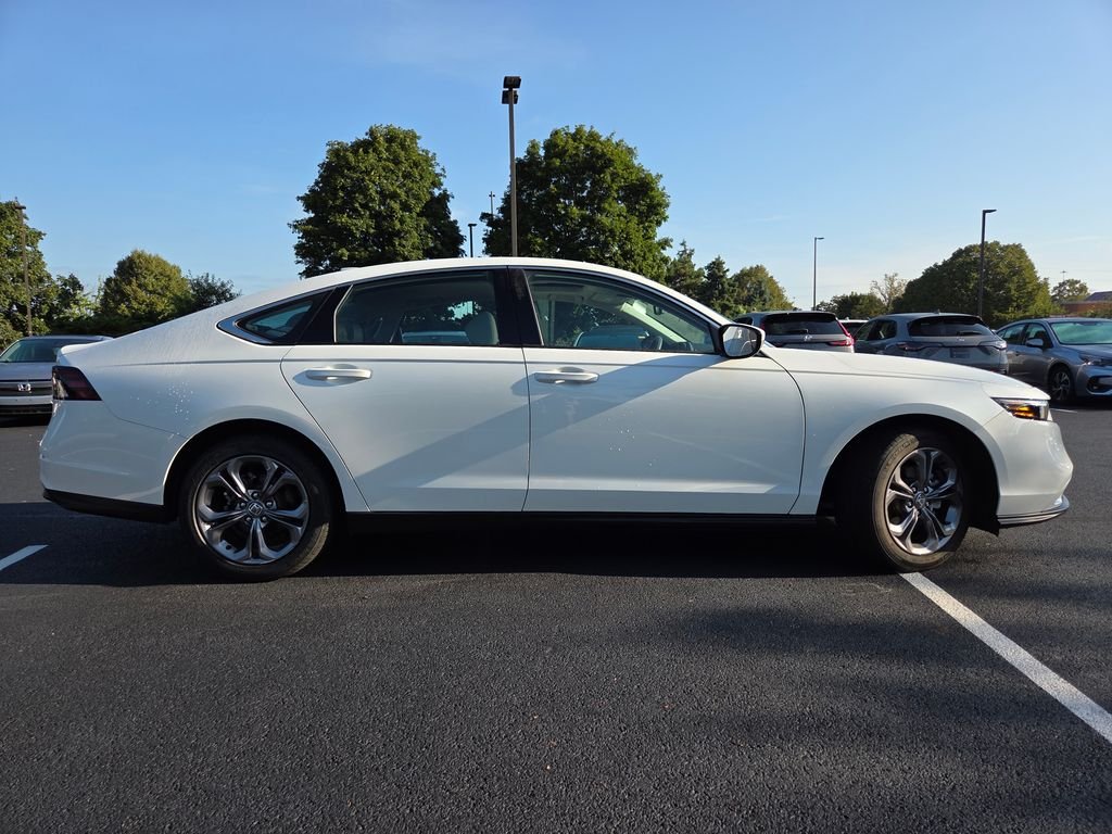 2024 Honda Accord EX - Photo 23