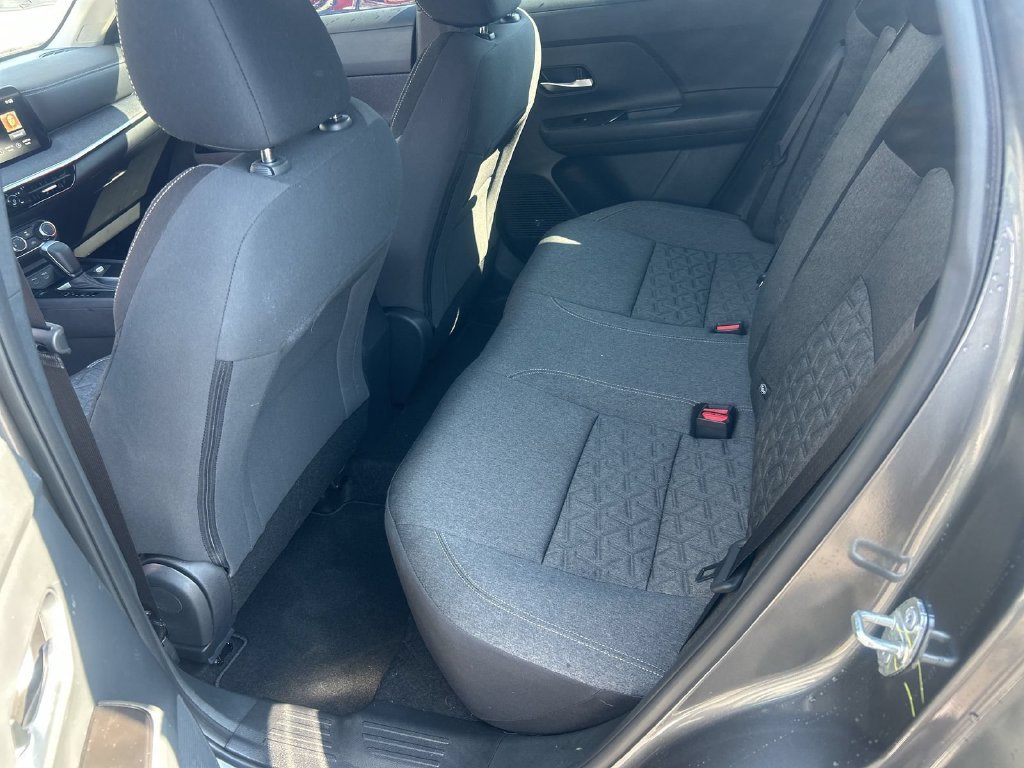 Used 2025 Gray Nissan SV image 17