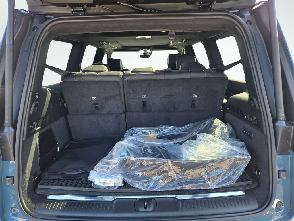 New 2026 Steel Blue Exterior Paint Jeep Summit Reserve image 6