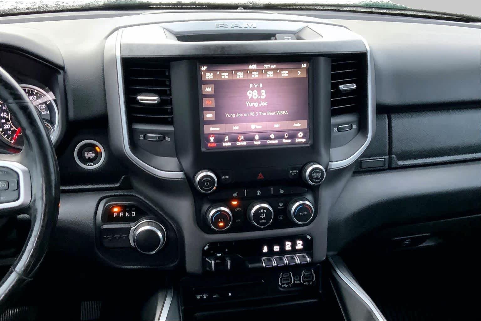 Used 2019 Diamond Black Crystal Pearlcoat Ram Big Horn/Lone Star image 7