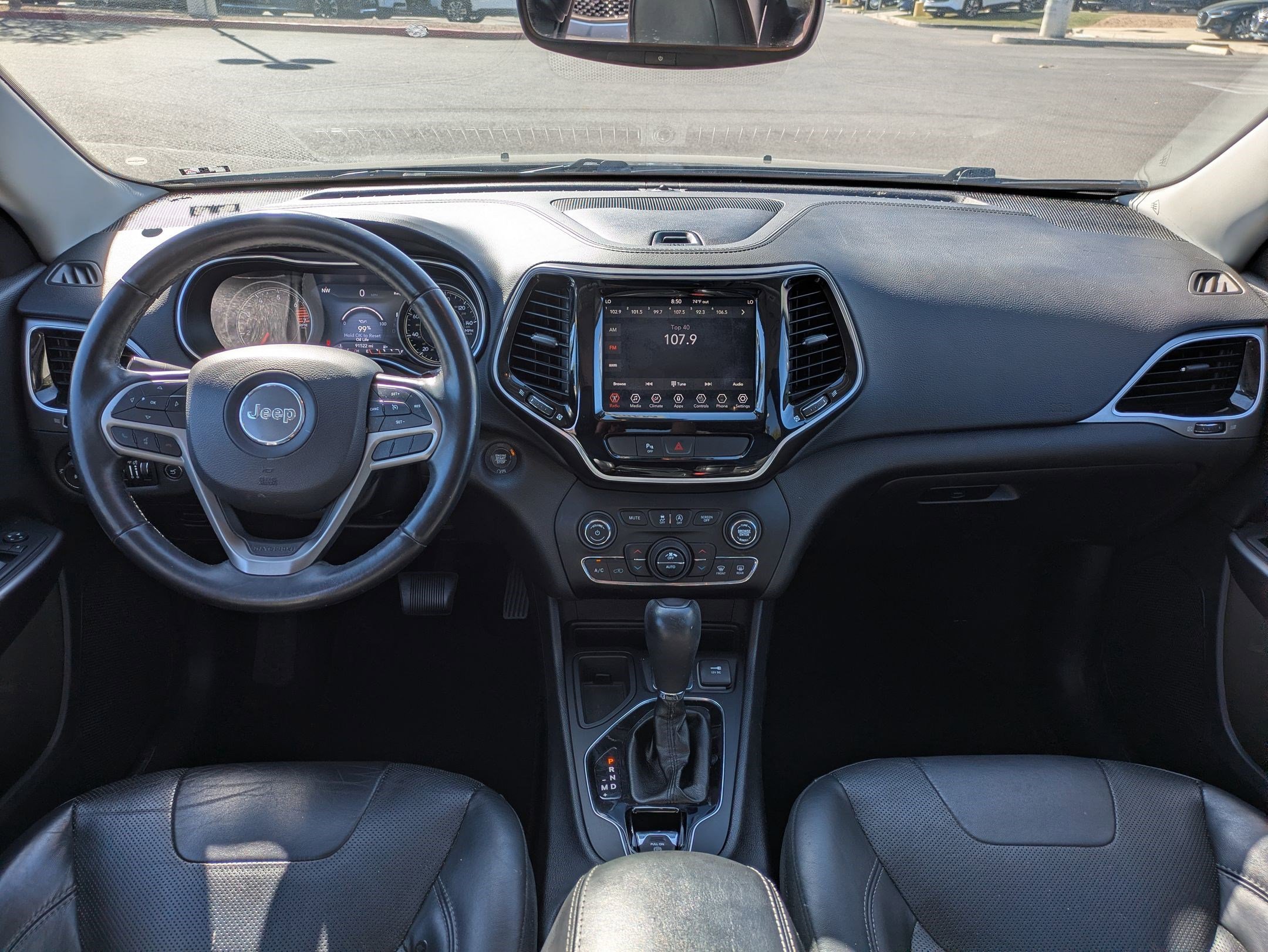 Used 2019 Diamond Black Crystal Pearlcoat Jeep Limited image 25