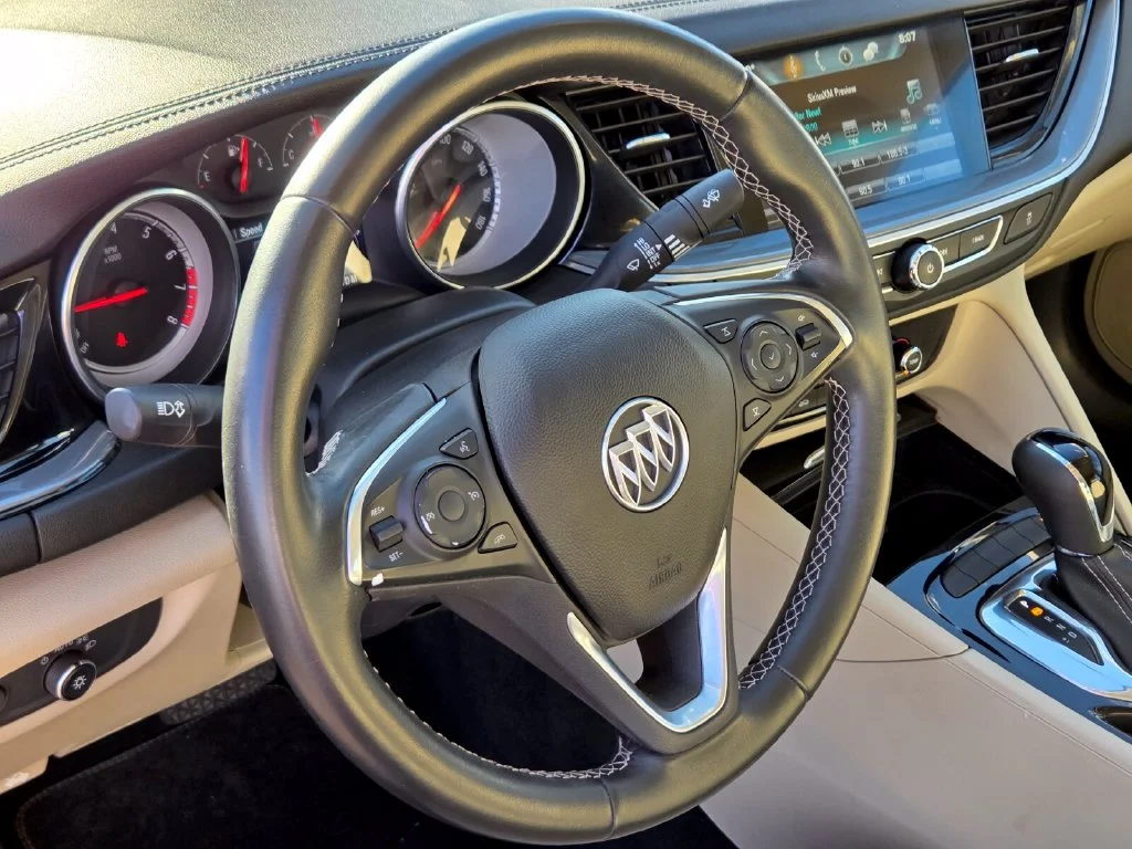 Used 2018 Red Buick Preferred image 23