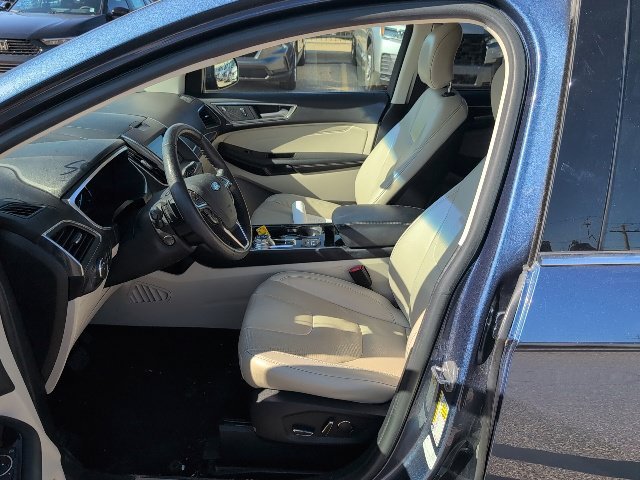 Used 2019 Blue Ford Titanium image 4