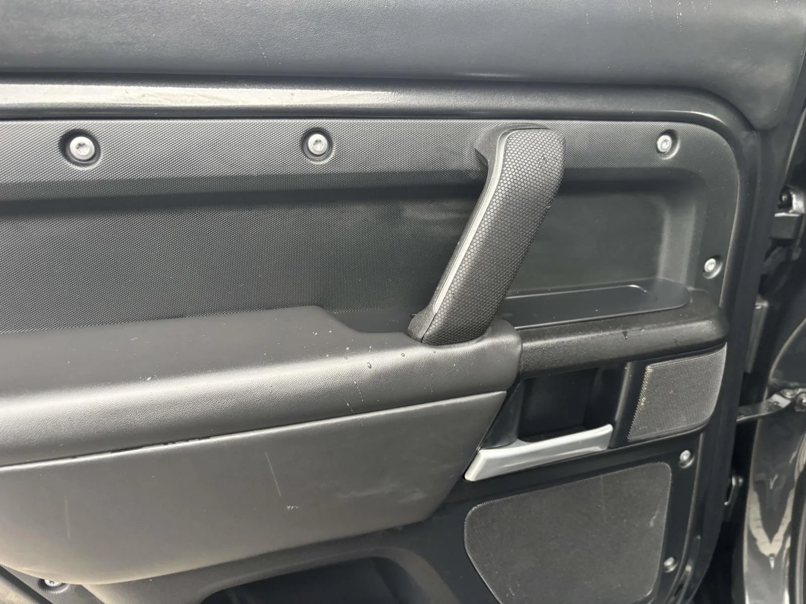 Used 2025 Gray Land Rover V8 image 21