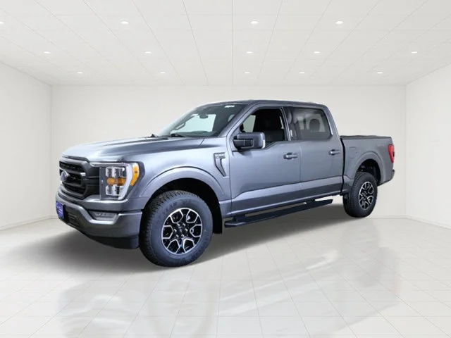 Certified Used 2022 Gray Ford XLT image 2