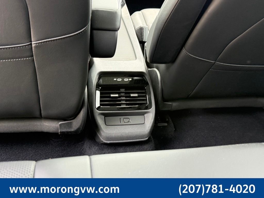 Used 2022 Blue Volkswagen Pro S image 20