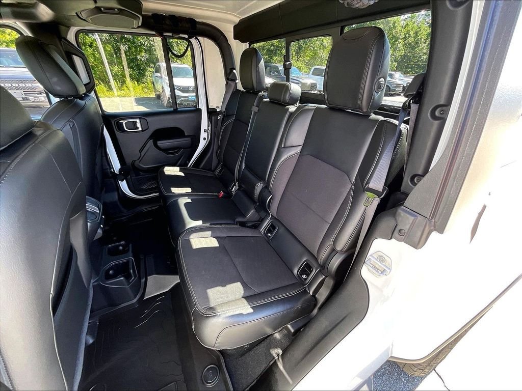 Used 2023 Bright White Clearcoat Jeep  image 14