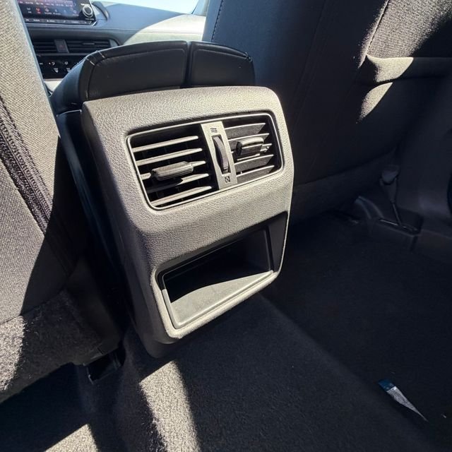 Used 2024 Silver Nissan S image 22